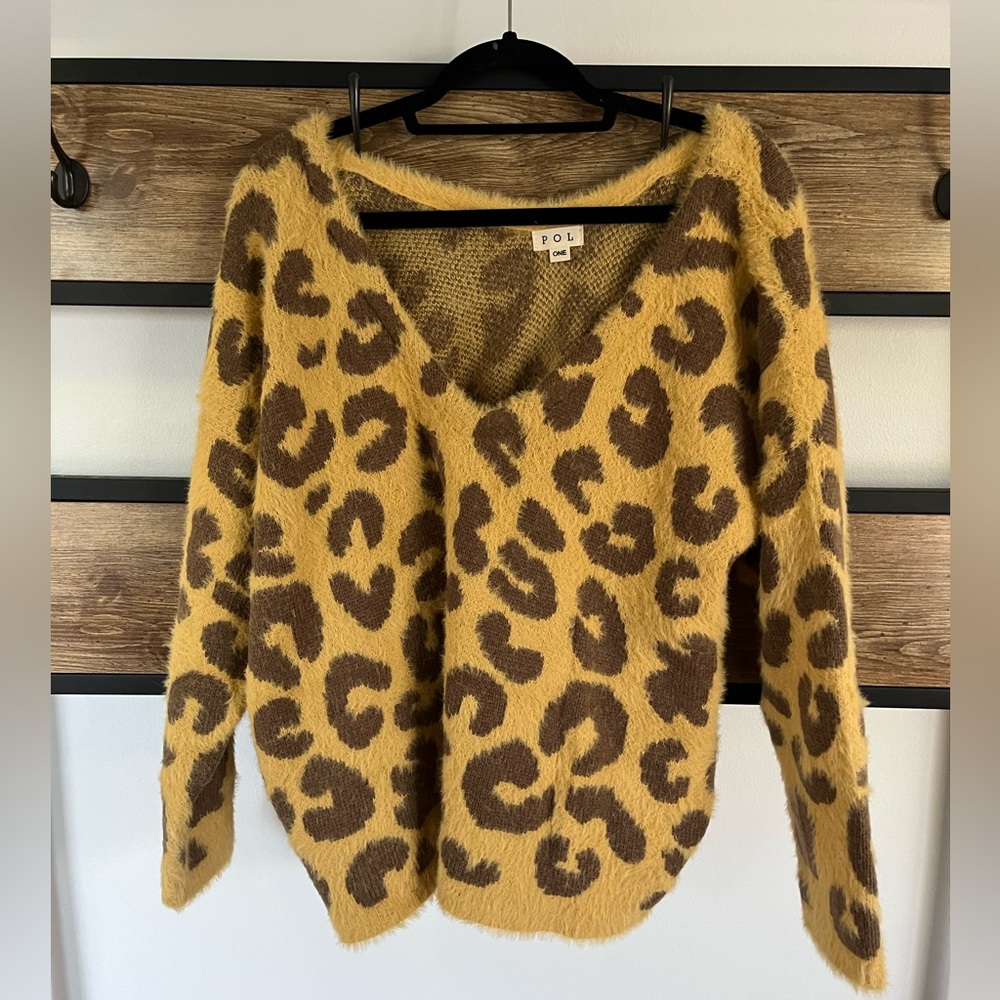 Cheetah Print Sweatshirt- American Threads